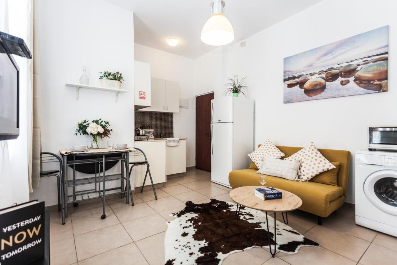 Sweet Home On The Beach Tel Aviv Exterior foto