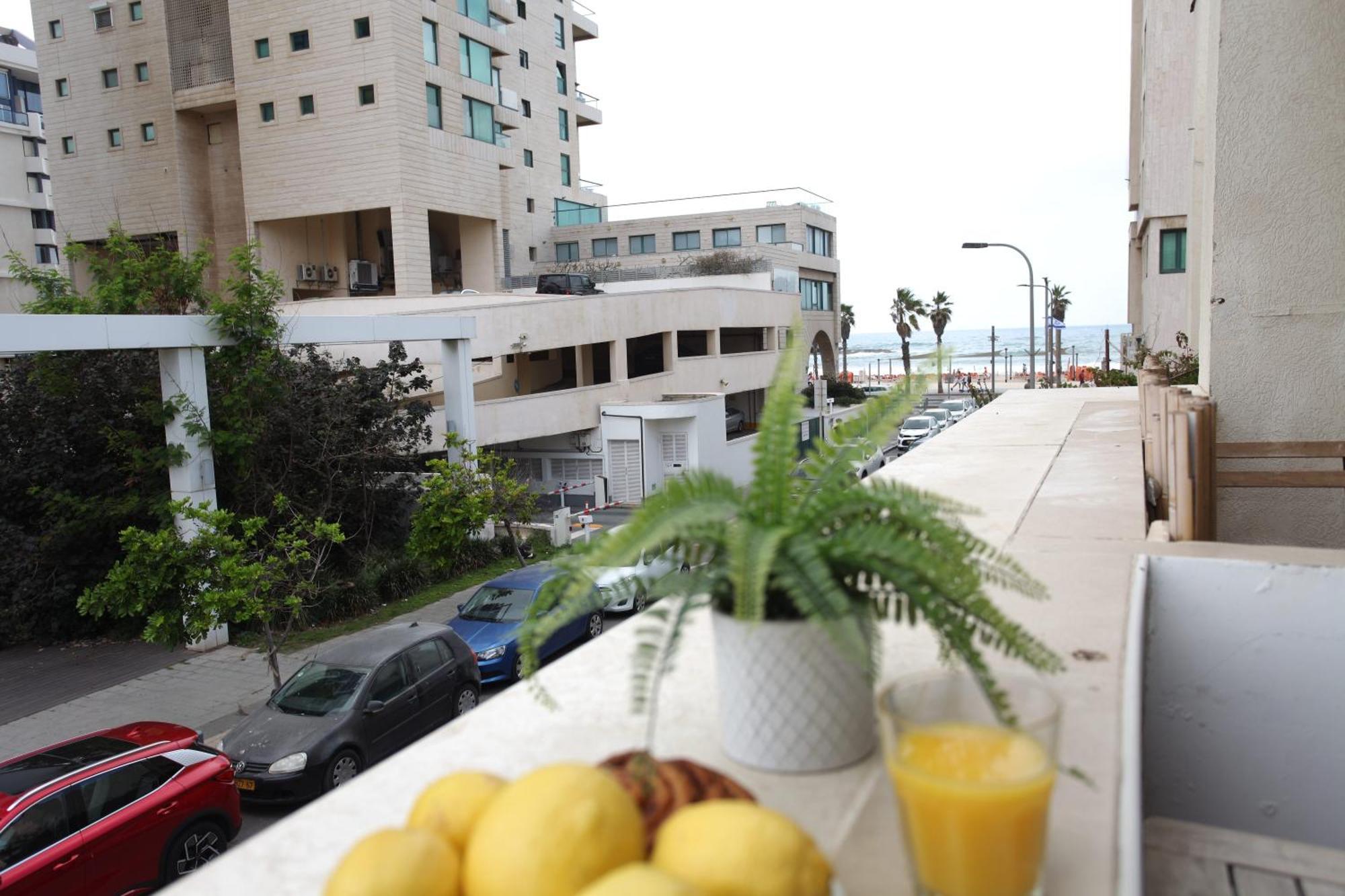 Sweet Home On The Beach Tel Aviv Exterior foto